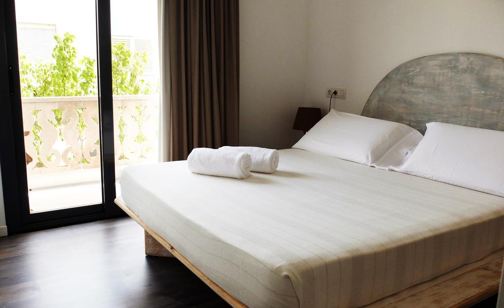 Hostal Bon Sol San Ferrán de ses Roques Dış mekan fotoğraf